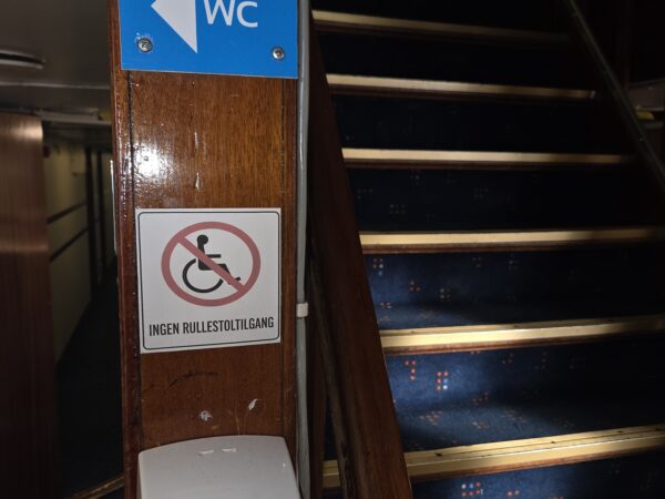 MS Sunnhordland - Bratte trapper